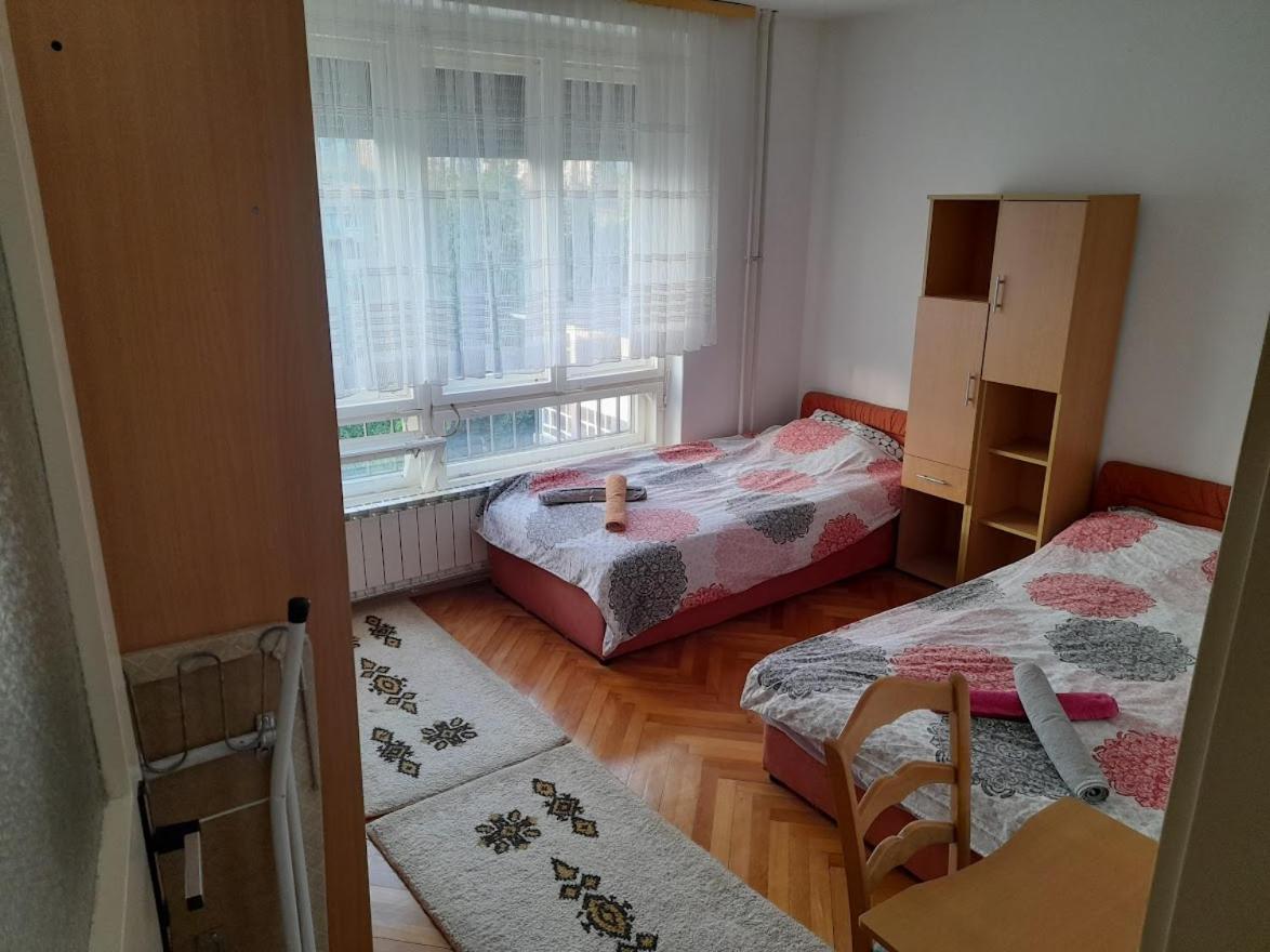 Apartman Bulevar Stupine توزلا المظهر الخارجي الصورة