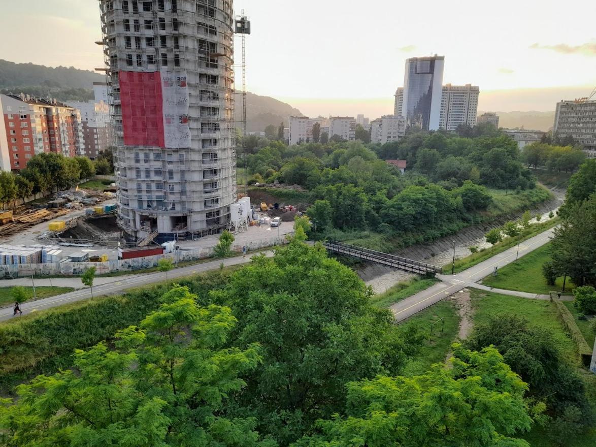 Apartman Bulevar Stupine توزلا المظهر الخارجي الصورة
